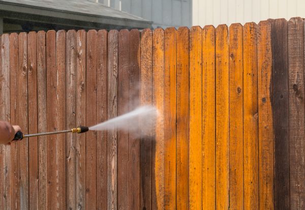Fence Power Washing in Annapolis