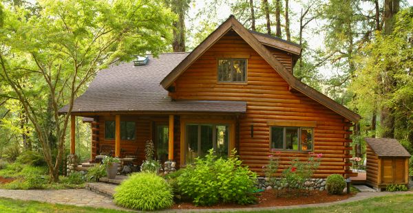 Log Home Exterior Cleaning in Annapolis