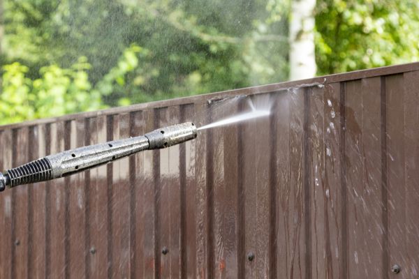 Vinyl Fence Cleaning in Annapolis