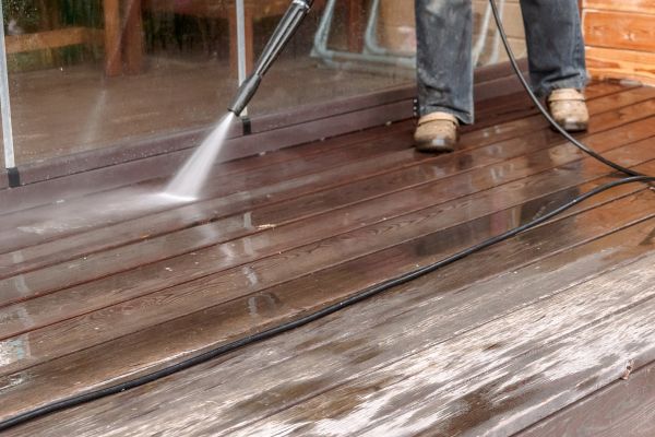Pool Deck Power Washing in Annapolis