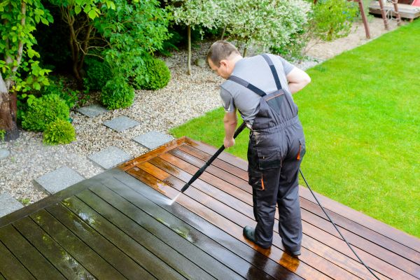Deck And Patio Cleaning in Annapolis