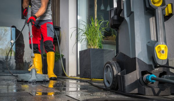 Commercial Pressure Cleaning in Annapolis
