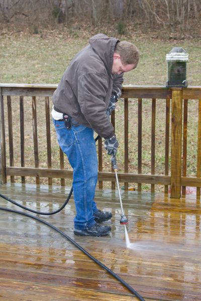 Balcony Power Washing in Annapolis