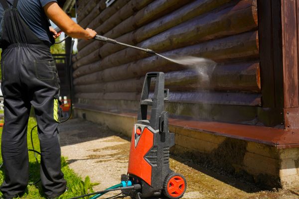 Cabin Pressure Washing in Annapolis