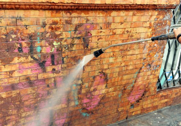 Brick Graffiti Cleaning in Annapolis